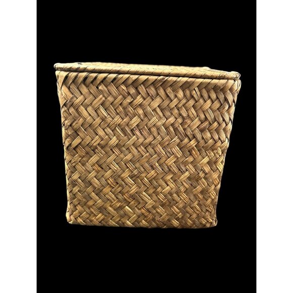 Vintage Natural Woven Wicker Rattan Hinged CoverTissue Box Holder Square BOHO - Picture 2 of 11